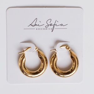 Chunky Hoop Earring